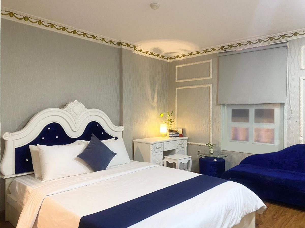 Crowne Bui Vien Hotel ホーチミン市 エクステリア 写真
