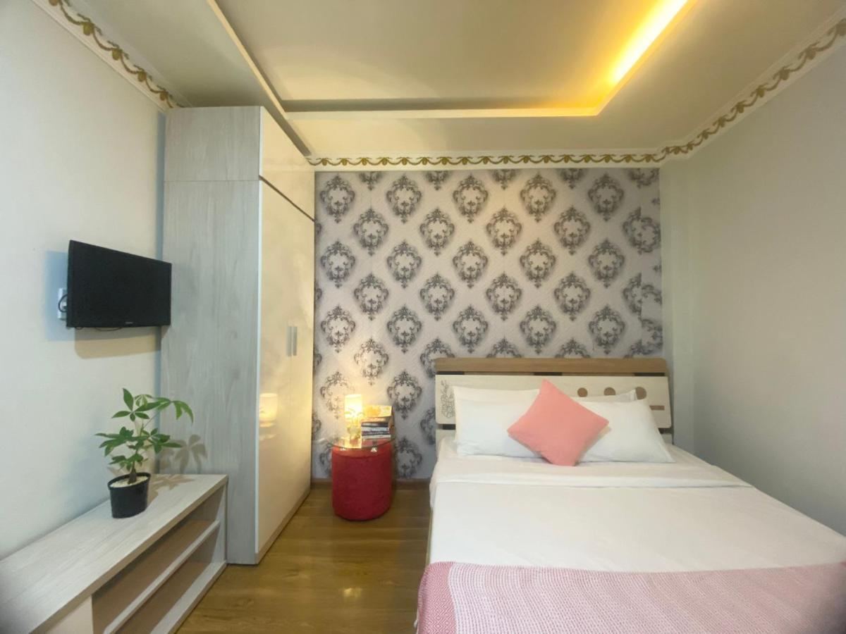 Crowne Bui Vien Hotel ホーチミン市 エクステリア 写真