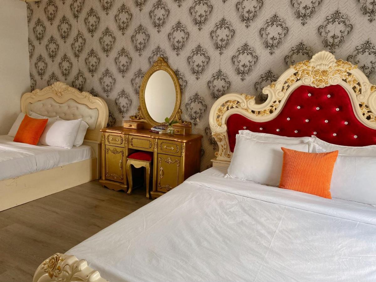 Crowne Bui Vien Hotel ホーチミン市 エクステリア 写真