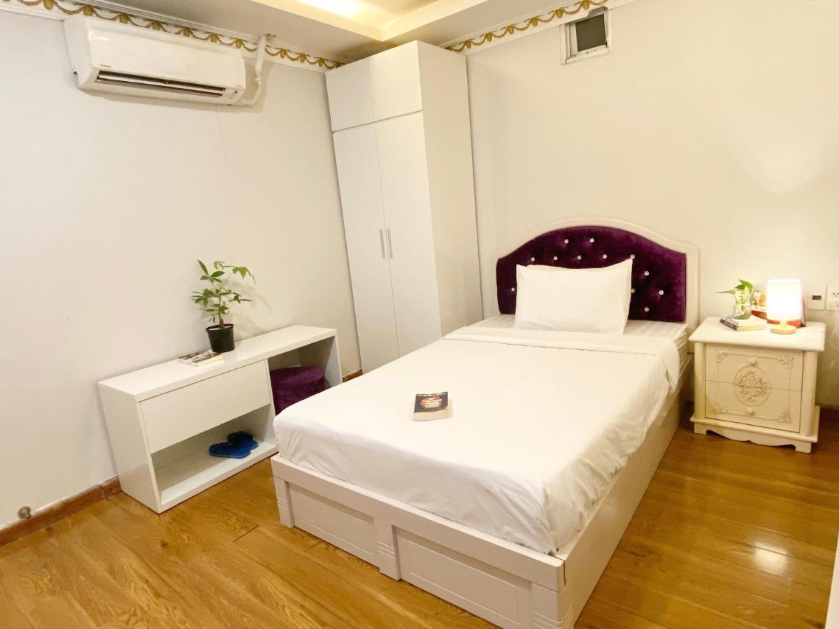 Crowne Bui Vien Hotel ホーチミン市 エクステリア 写真