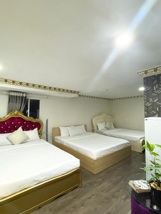 Crowne Bui Vien Hotel ホーチミン市 エクステリア 写真